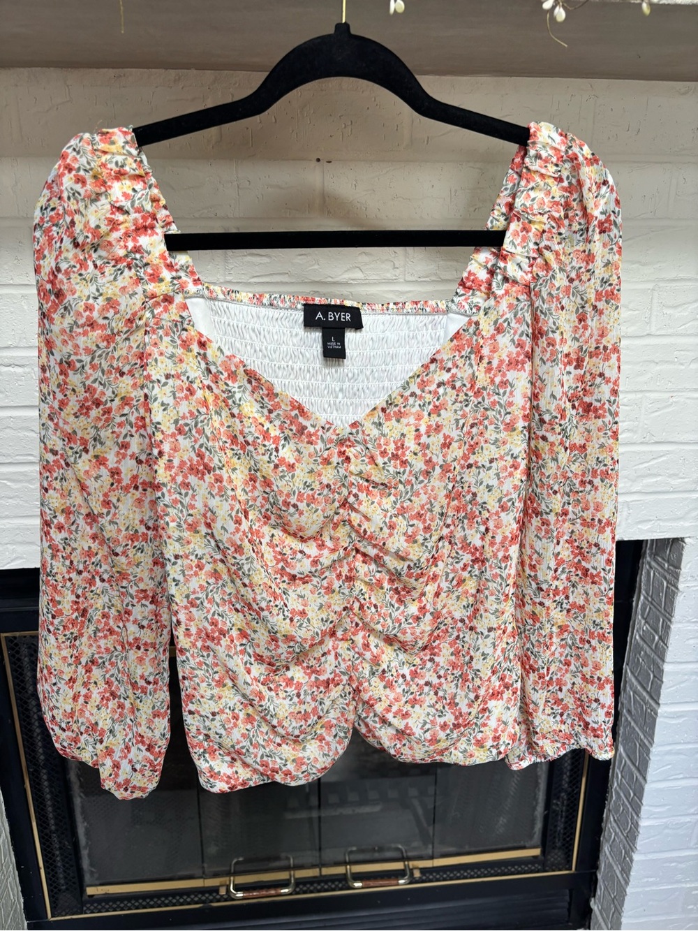 A. Byer Cream Peach Floral Ruched Square-Neck Blouse